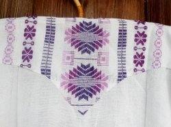 画像5: グアテマラ　メンズ刺繍クルタ　白地/紫刺繍　(2)