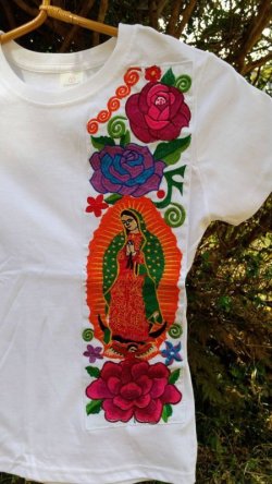 画像2: ☆メキシコ　グアダルーペ　マリアさま　刺繍　Tシャツ☆ ホワイト