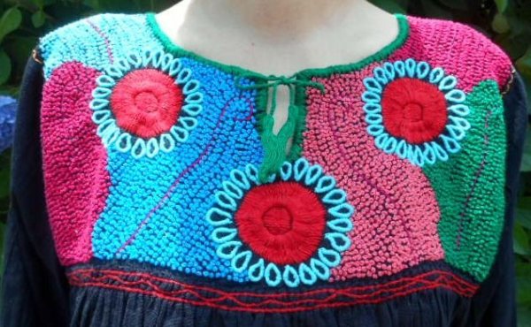 画像3: ✡メキシコ　アグアカテナンゴ村　手刺繍　ブラウス　チュニック✡ (3)