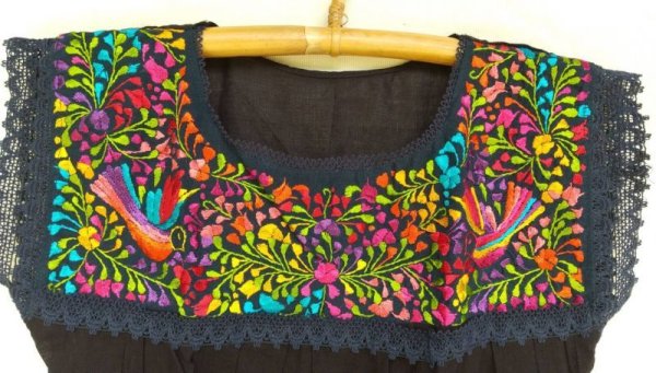 画像2: ☆メキシコ　サンアントニーノ刺繍　ブラウス☆ (2)